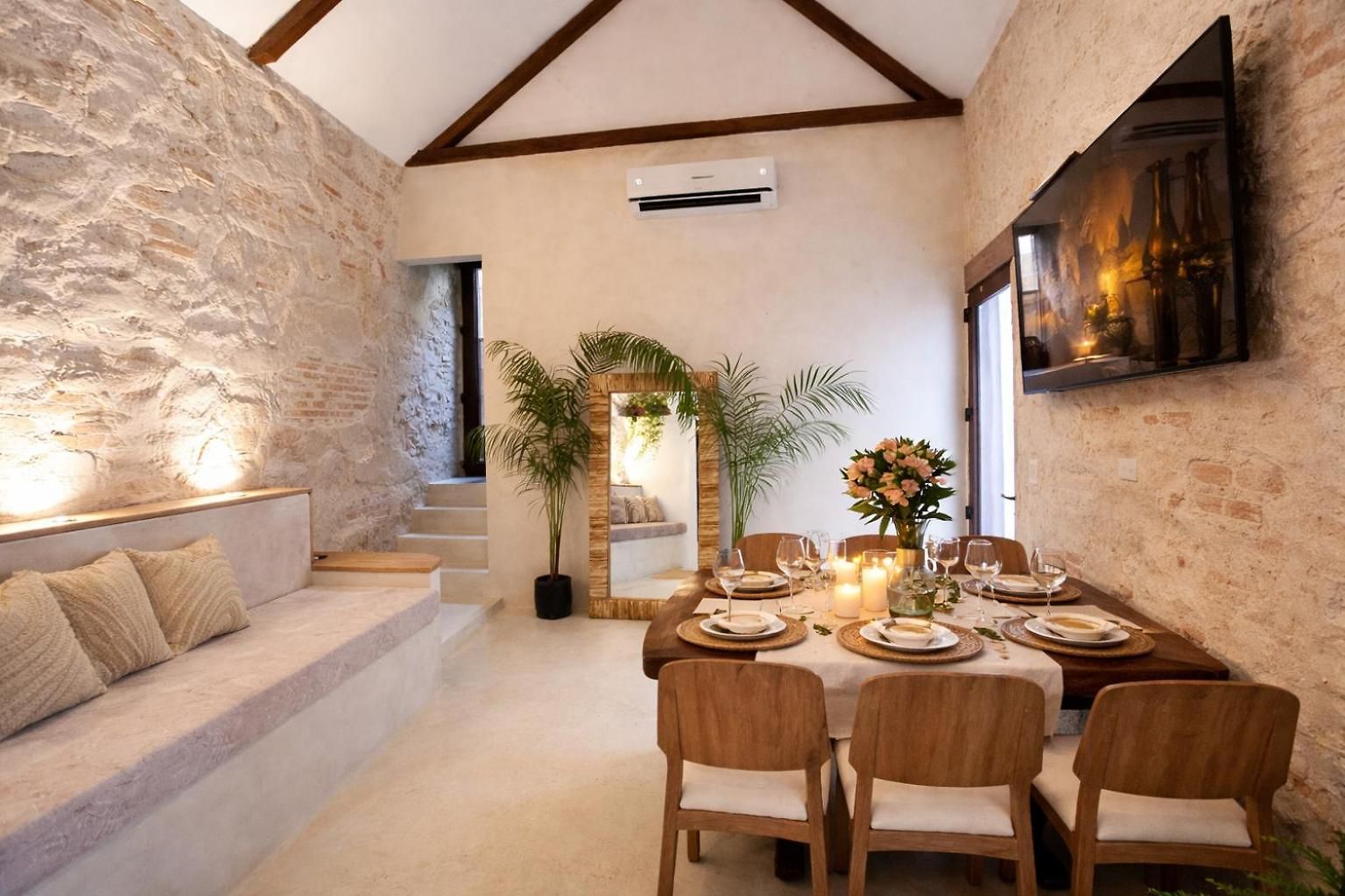 Holiday home Casa Alegre- Colonial House 1789 Jacussi, Old Cartagena